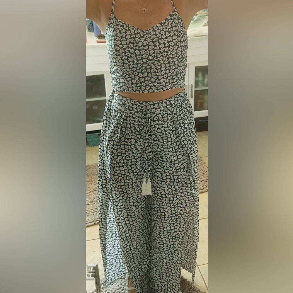 White and Green Wide Leg Pants